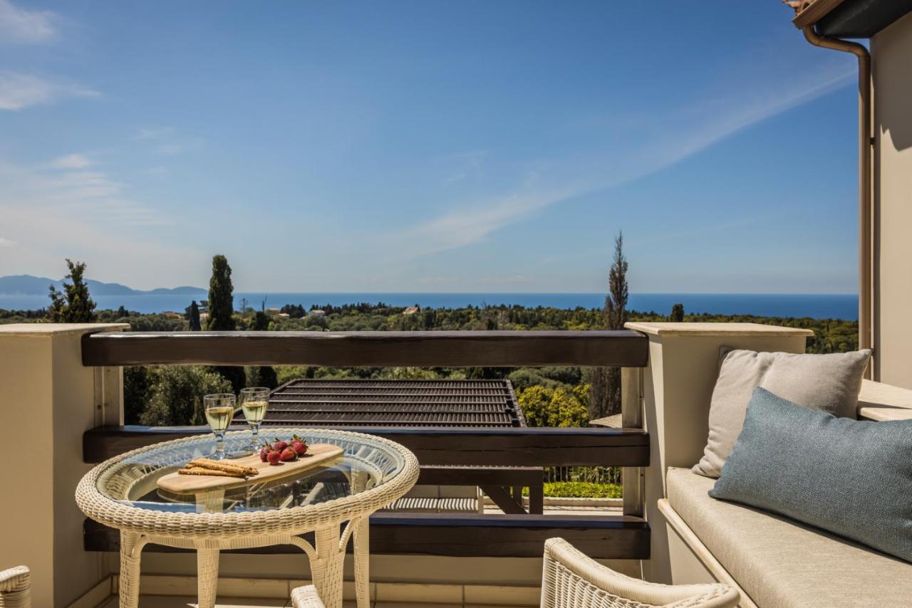 Luxury Villa Karmaniolos Fiskardo Kefalonia ภายนอก รูปภาพ