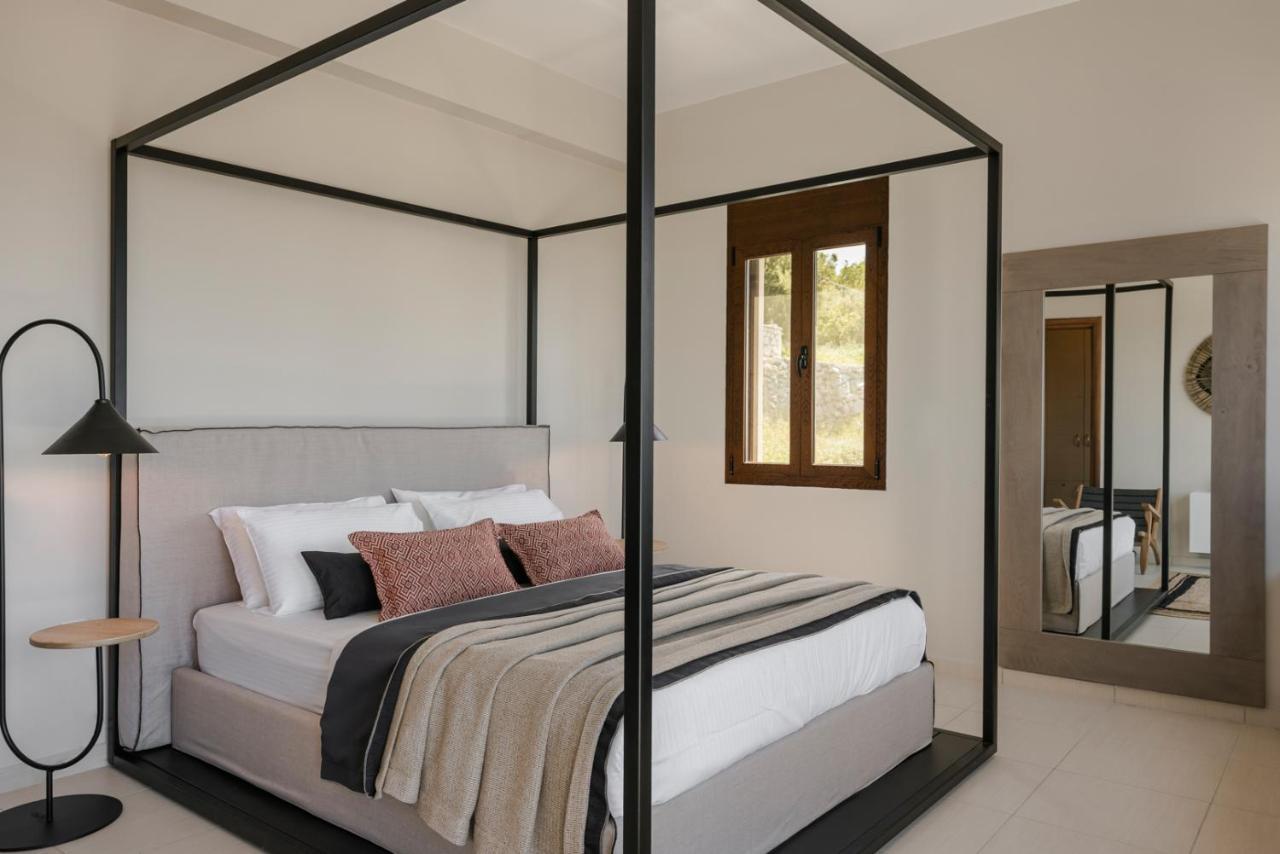 Luxury Villa Karmaniolos Fiskardo Kefalonia ภายนอก รูปภาพ