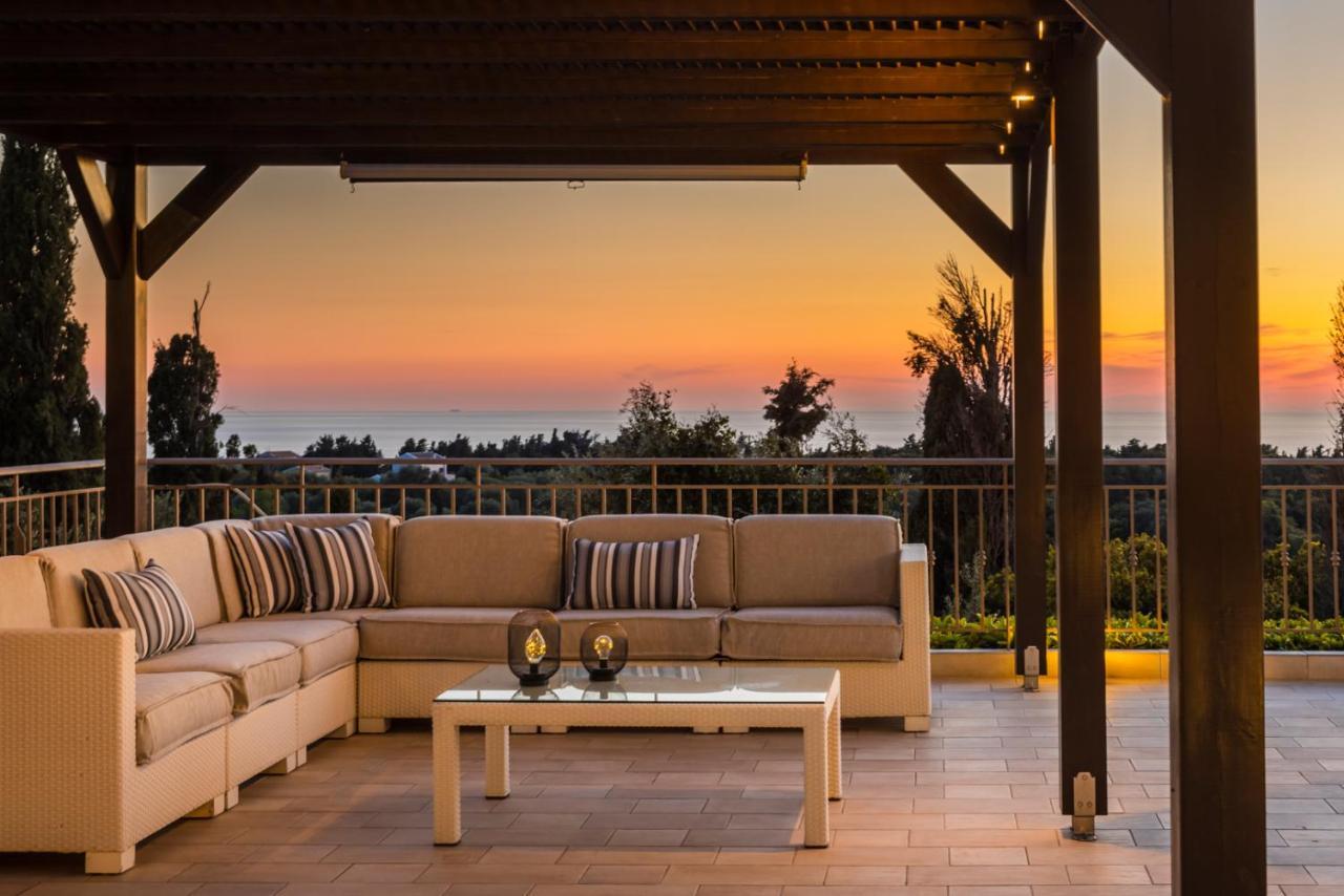 Luxury Villa Karmaniolos Fiskardo Kefalonia ภายนอก รูปภาพ
