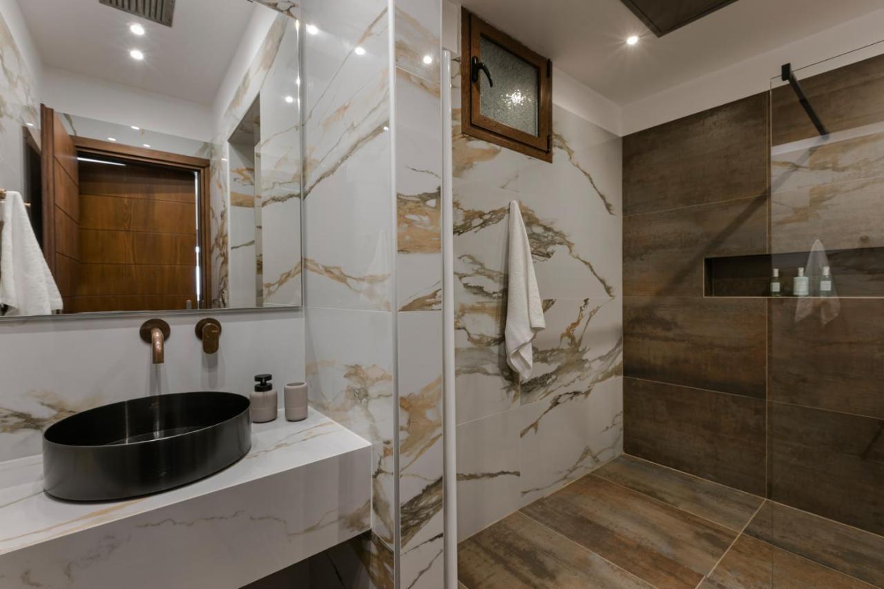 Luxury Villa Karmaniolos Fiskardo Kefalonia ภายนอก รูปภาพ