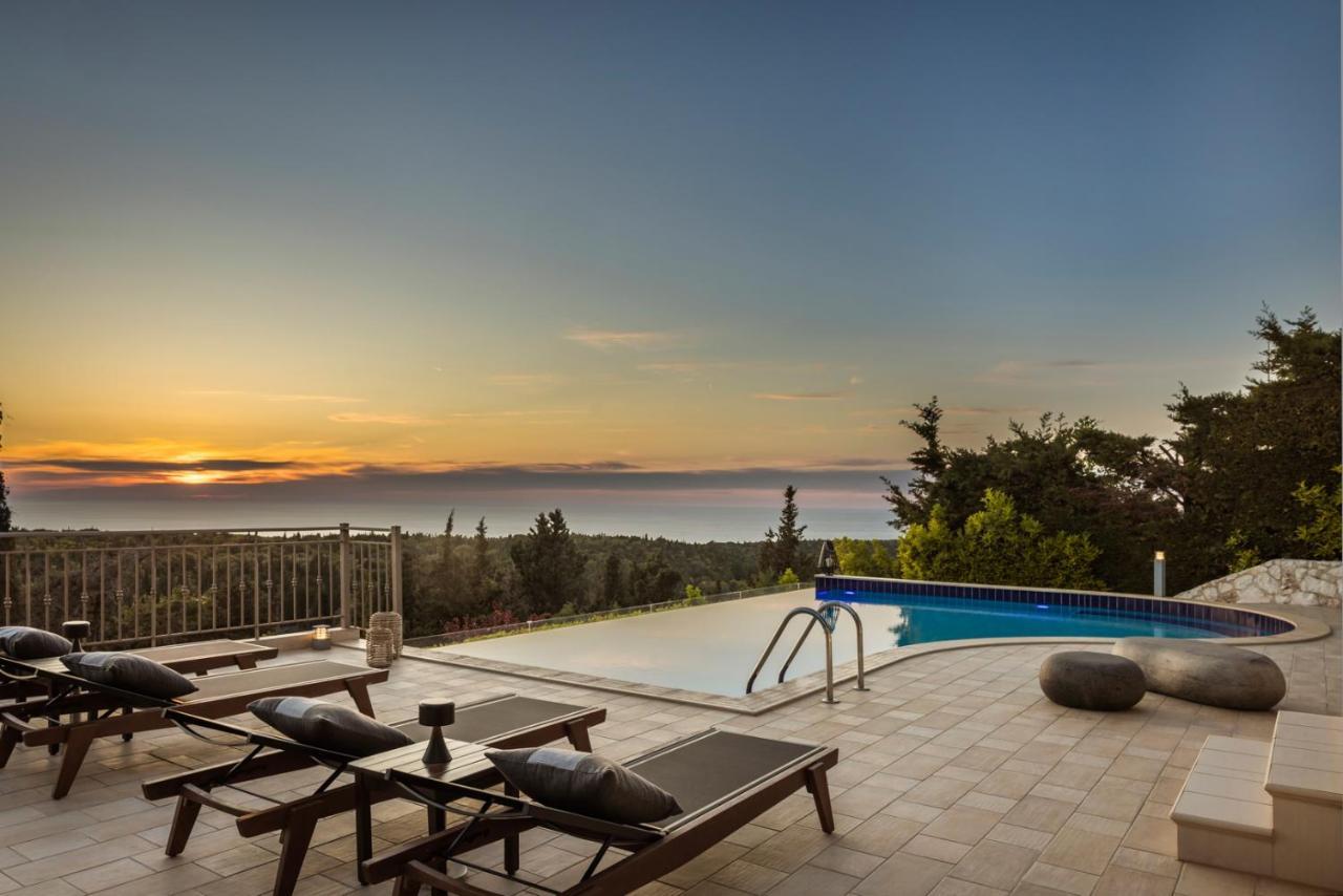 Luxury Villa Karmaniolos Fiskardo Kefalonia ภายนอก รูปภาพ